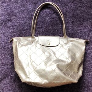 Longchamp gold metallic le pliage tote